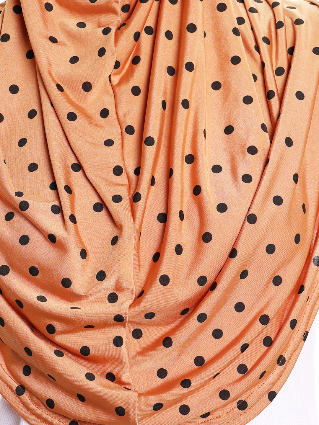 Dark Caramel Polka Al Amira Hijab